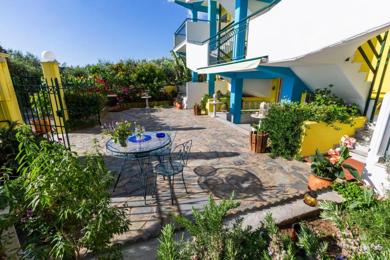 חראני Iris Apartments מראה חיצוני תמונה