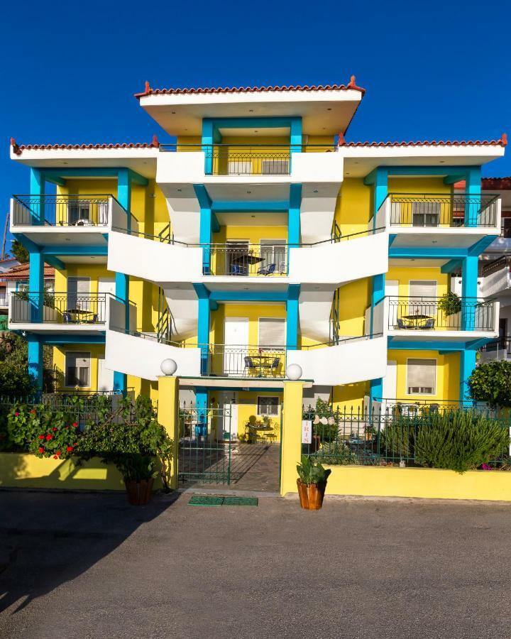 חראני Iris Apartments מראה חיצוני תמונה